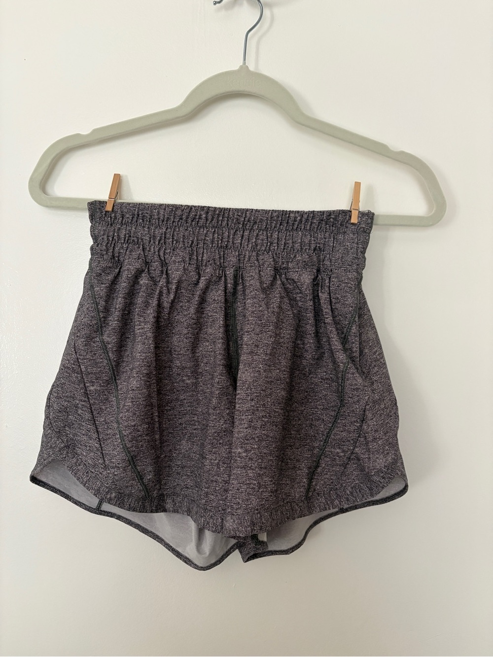 Lululemon Track That Shorts Size 6